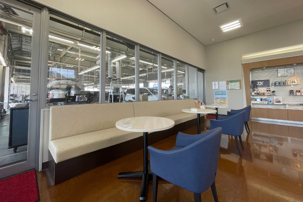 25店内3